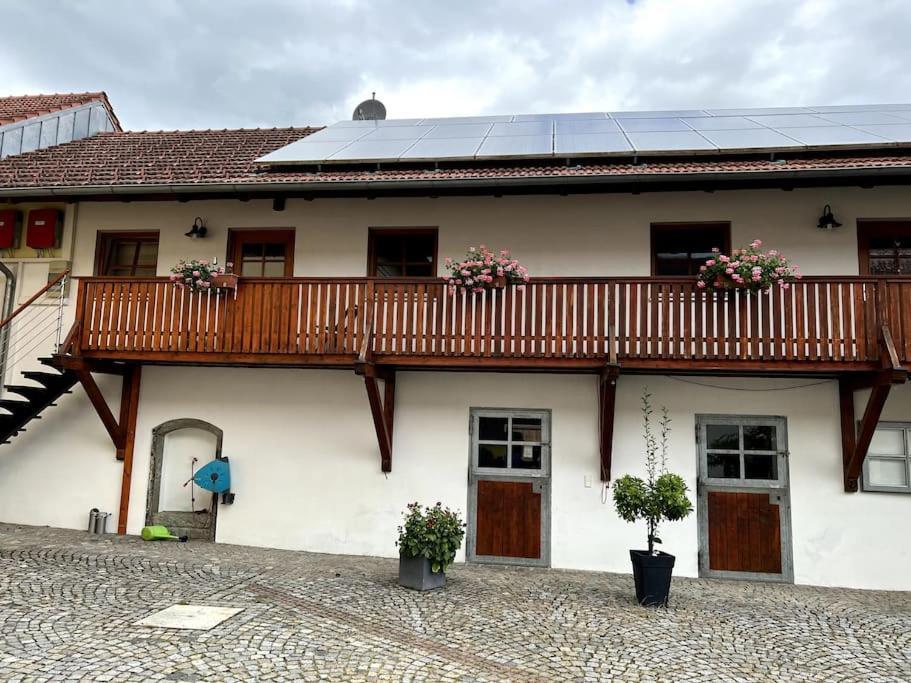 Ferienwohnung Vierseithof Eging Exterior photo